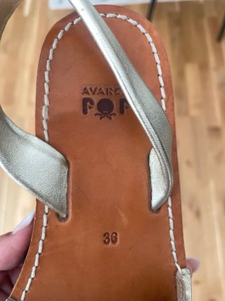 Menorquinas Avarca's Pop doradas talla 36
