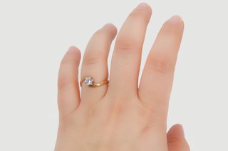 Solitario De Oro De 18K.. Ref: 038-01-01554
