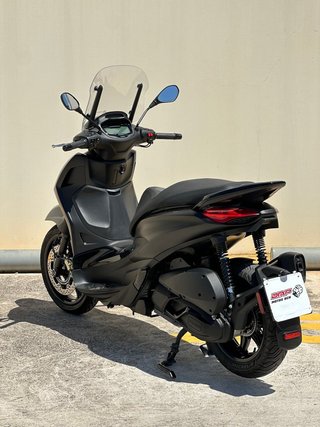 Piaggio Beverly 300 HPE 2025