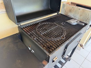Barbacoa de leña Kingstone