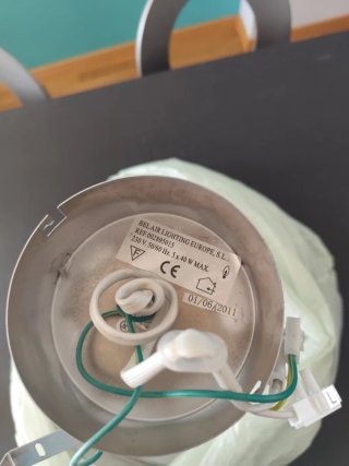 Lámpara de techo moderna plateada y blanca