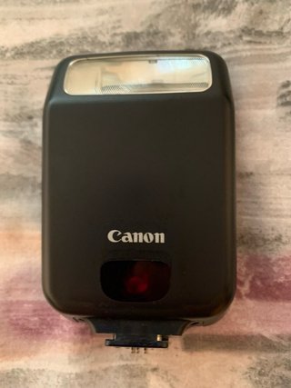 Canon EOS 650 Reflex + 2 Flashes + Ojo de Pez