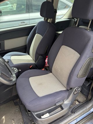 Peugeot 1007 2006 HDi Dolce