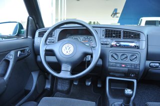 Volkswagen Golf 2000