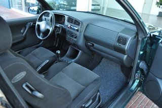 Volkswagen Golf 2000