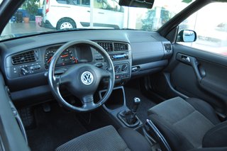 Volkswagen Golf 2000