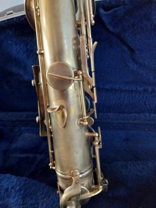 Saxofón Tenor Conn 16M Shooting Stars