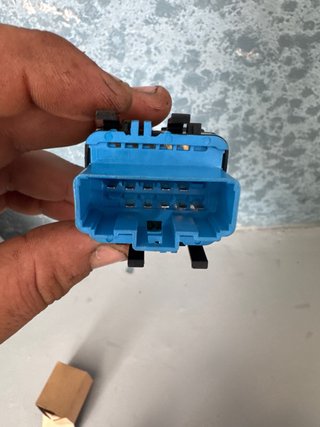 Boton ventanilla renault
