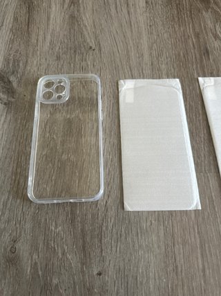 Funda iPhone Transparente + 2 Protectores