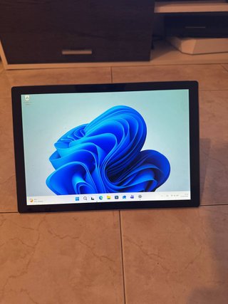 Ordenador portátil Microsoft Surface Pro i7