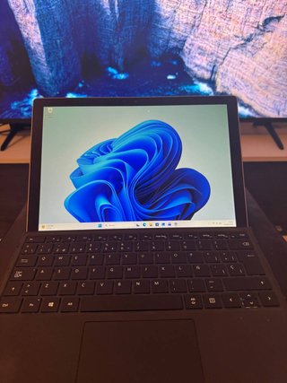 Ordenador portátil Microsoft Surface Pro i7