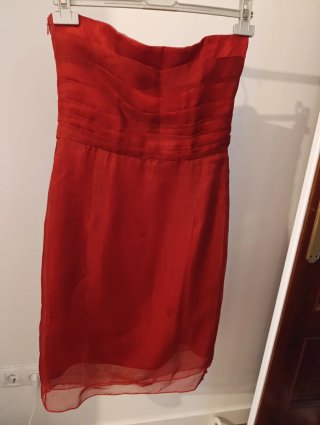 Vestido fiesta palabra de honor rojo