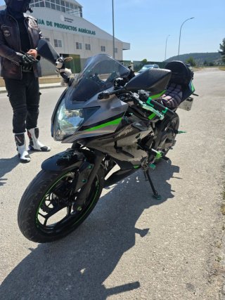 Kawasaki Ninja 125 Negra y Verde