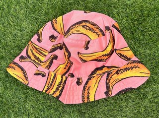 Gorro bucket Bimba y Lola estampado plátanos