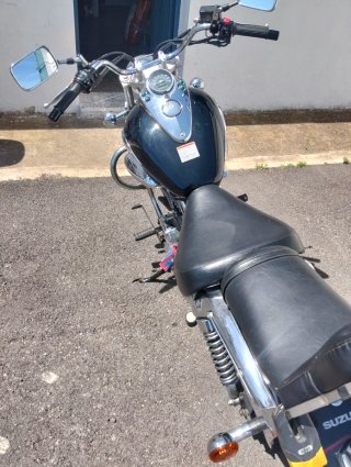 Suzuki Intruder 250cc Negra