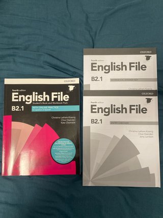 English File With Online Practice for Speakerts...