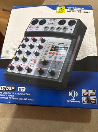 Mesa de mezclas de 4 canales DSP Y Bluetooth
