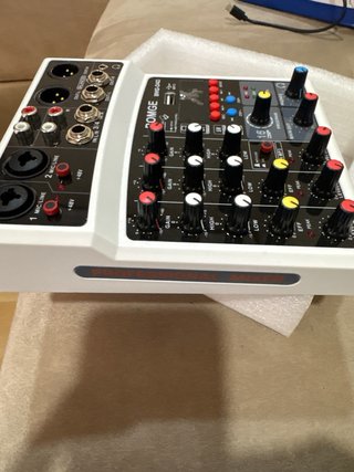 Mesa de mezclas de 4 canales DSP Y Bluetooth