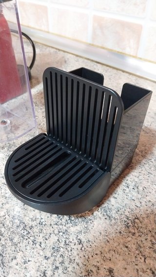 Cafetera Nespresso Krups Inissia Roja
