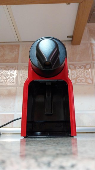 Cafetera Nespresso Krups Inissia Roja