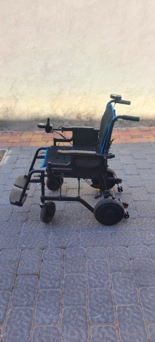Silla de ruedas con motor iTRION DRIVE