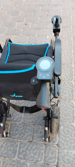 Silla de ruedas con motor iTRION DRIVE