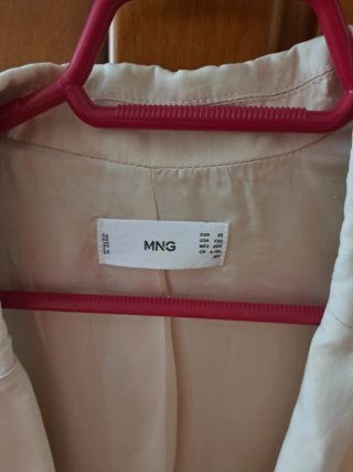 Americana MNG Beige de lino y viscosa
