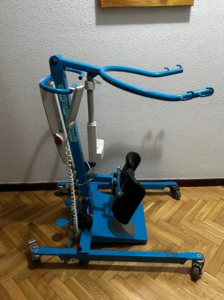 Grua Linak para Movilidad de personas