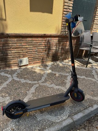 Mi Electric Scooter Pro 2