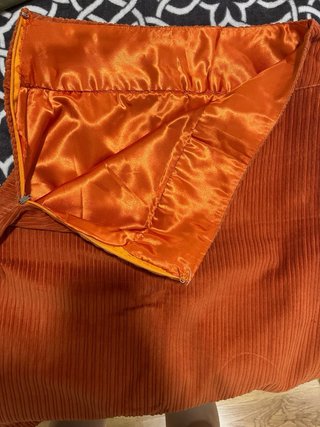 Falda de pana naranja mujer