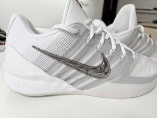 Nike Sabrina 3 Me vs Me Gris/Blanco