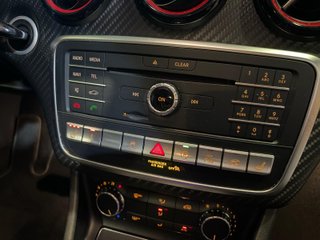 Mercedes-Benz Clase A45 AMG 381 2016