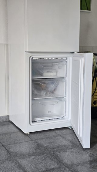Frigorífico Indesit Frost Free 201 cm Impecable