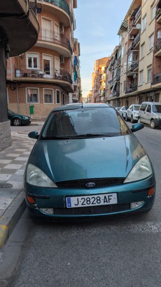 Ford Focus 2000