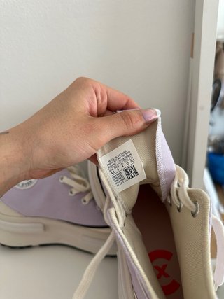 Converse Morado y Blanco