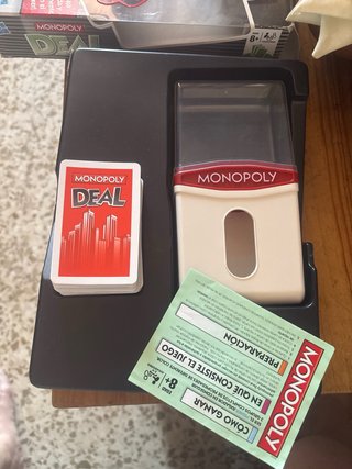 Monopoly Deal Juego de Cartas con Mixer
