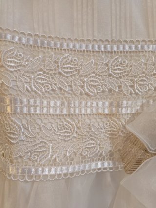 Vestido de Comunión Beige