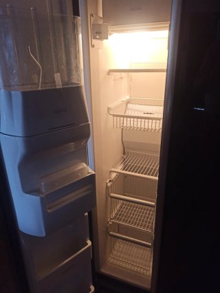 Frigorífico americano negro