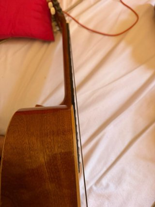 Guitarra Alhambra Clásica con funda
