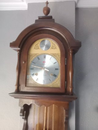 Reloj de pared antiguo madera y metal