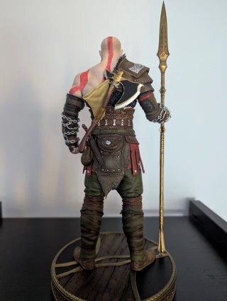 figura resina kratos
