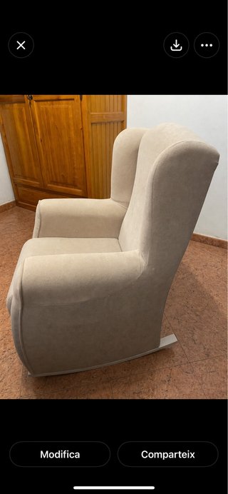 Sillón de lactancia/mecedora beige