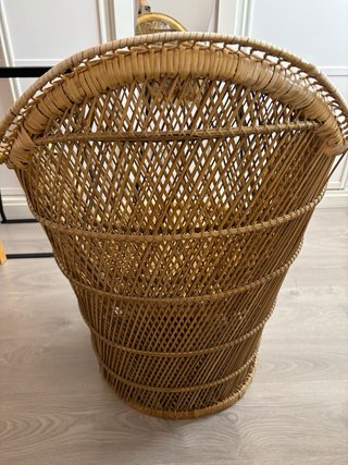 Poltrona decorativa in vimini