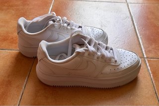 Nike Court Vision Alta Leather Mujer 39 casi nueva