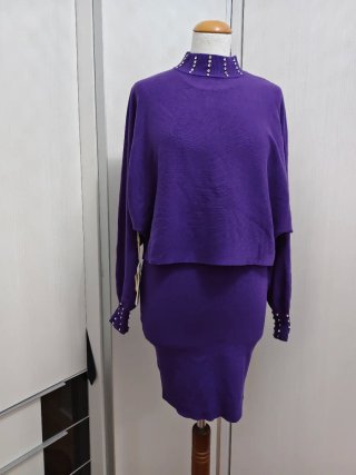 Conjunto vestido y jersey morado. S-M