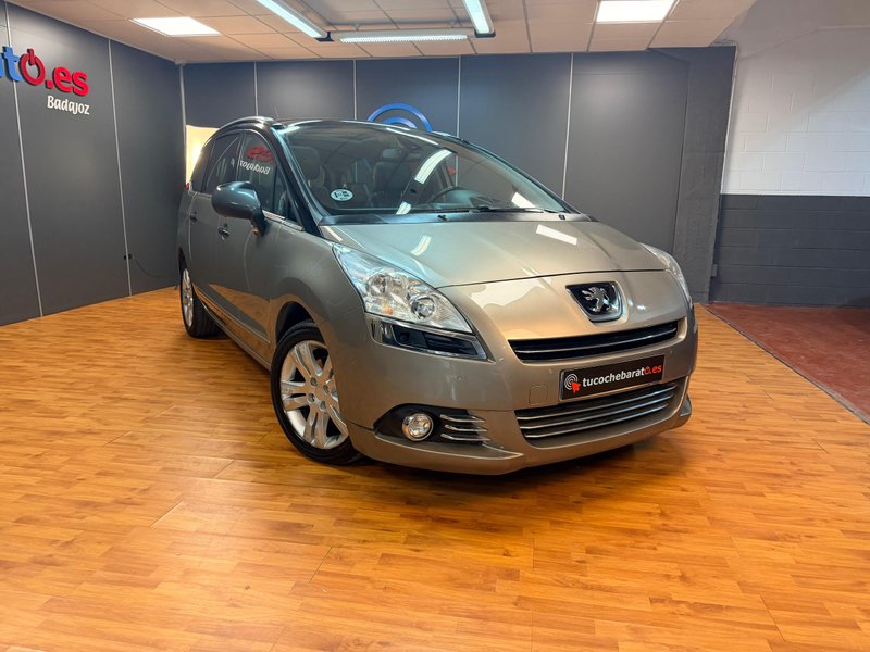 Peugeot 5008 2.0 HDI FAP Allure Aut. 2011