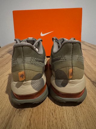 Nike Pegasus Premium Neutral Olive Cave Stone T.43