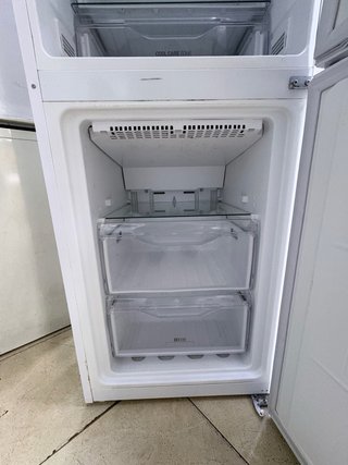 Nevera Indesit Combi No Frost Blanca