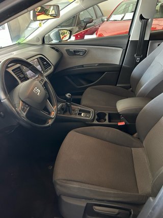 SEAT Leon tsi 110cv. año 2018! 140kms.