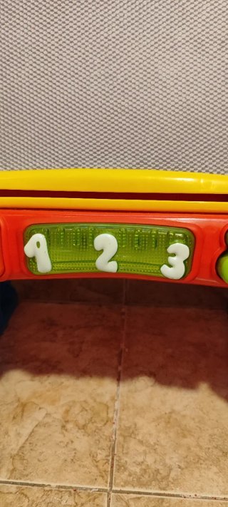Pizarra Cantarina Clementoni